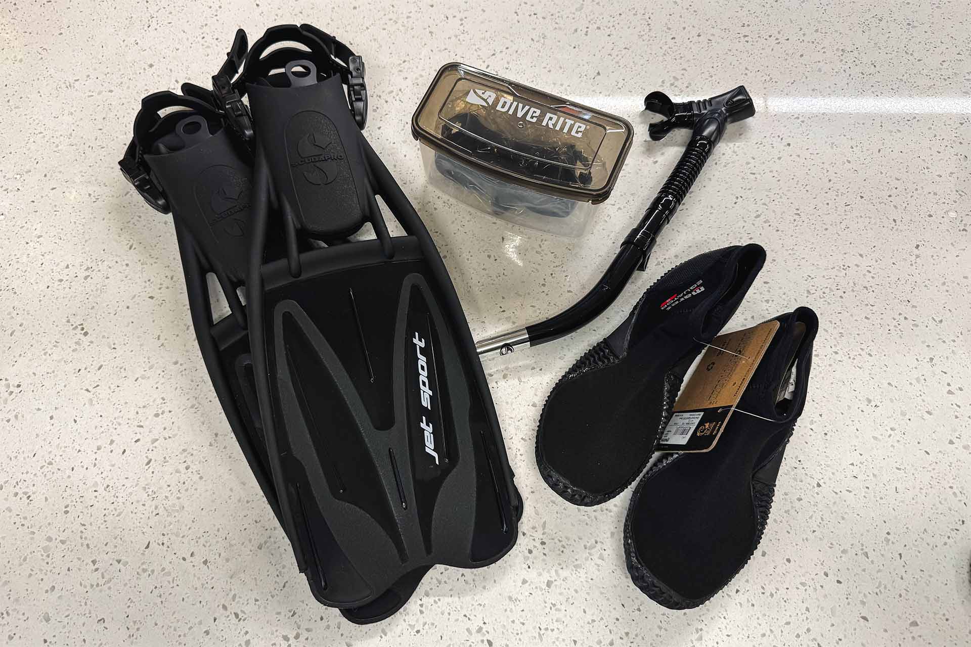 Complete starter scuba gear package with black fins mask snorkel and neoprene boots Columbus Scuba